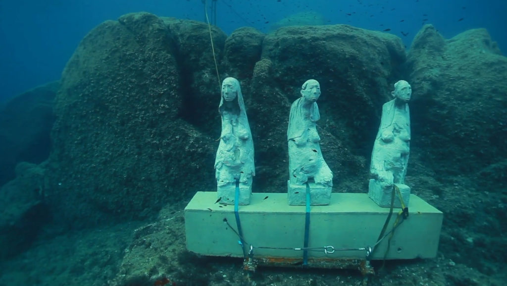 Musée sous-marin Marc Petit – Installation des « Trois silences »